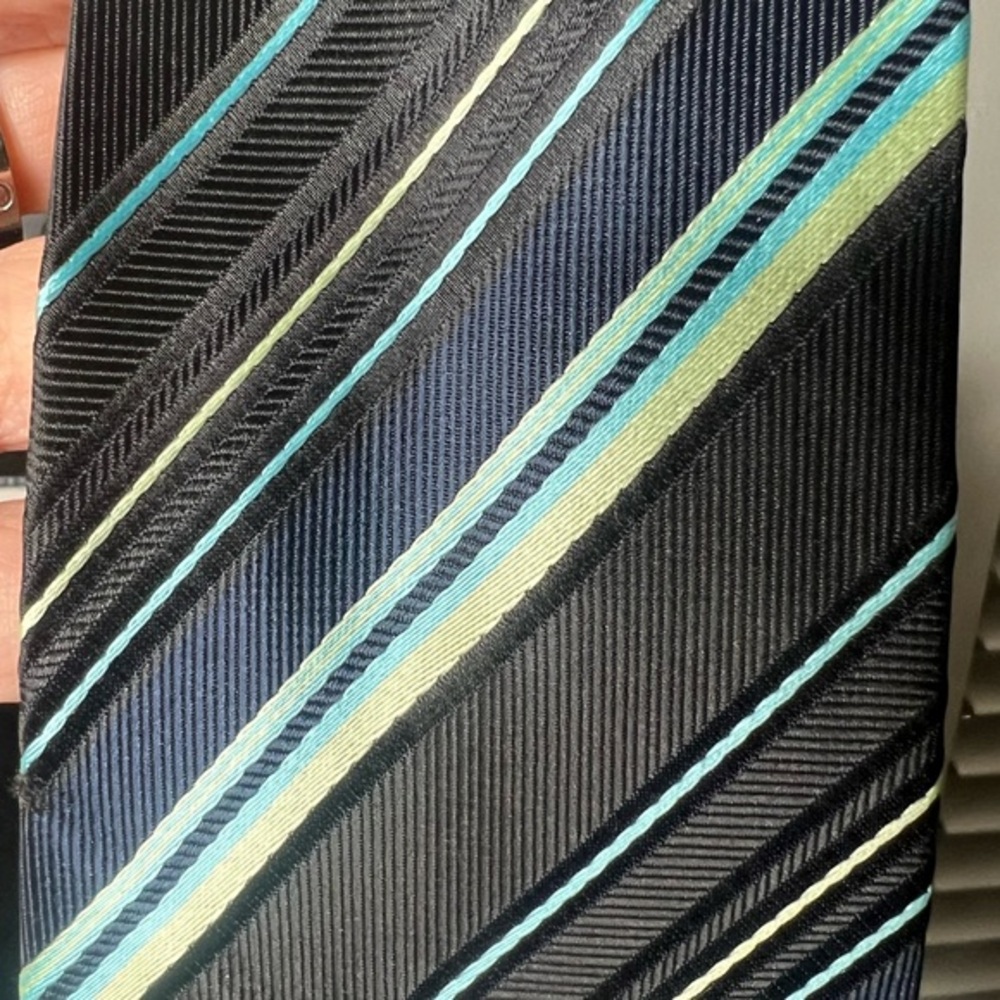 Ermenegildo Zegna mens silk tie NWOT - Picture 6 of 8
